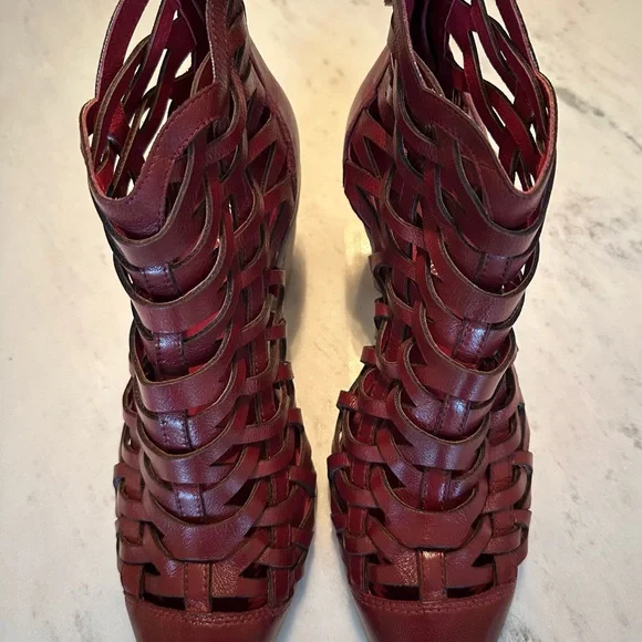 Soft High Quality Leather Women's Heels - Picture 1 of 5